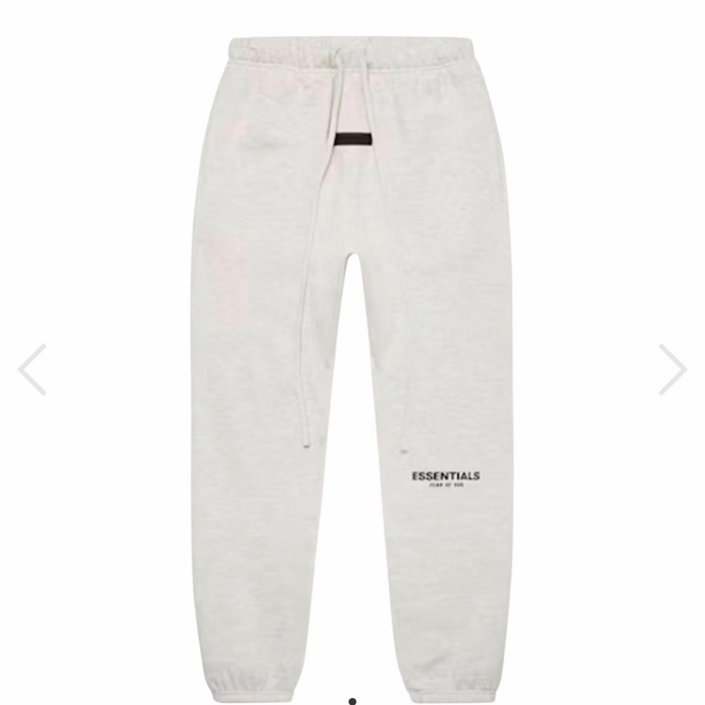 NWT Essentials Fear of Gos Light Oatmeal Cuffed Sweatpants - Small